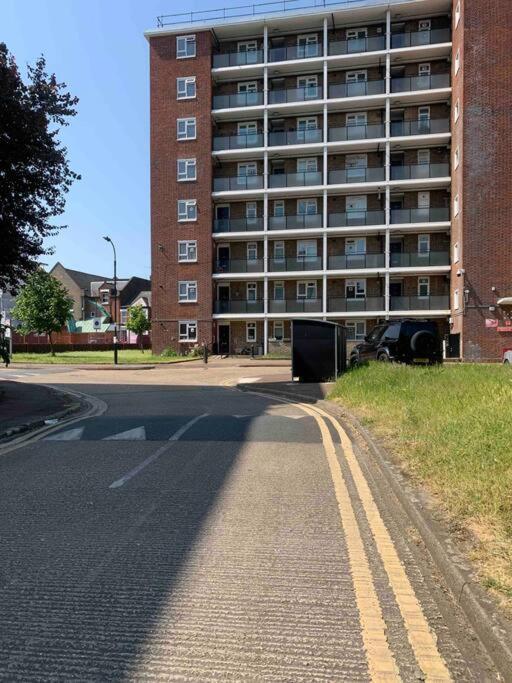 Entire 2 Bedroom Apartament *