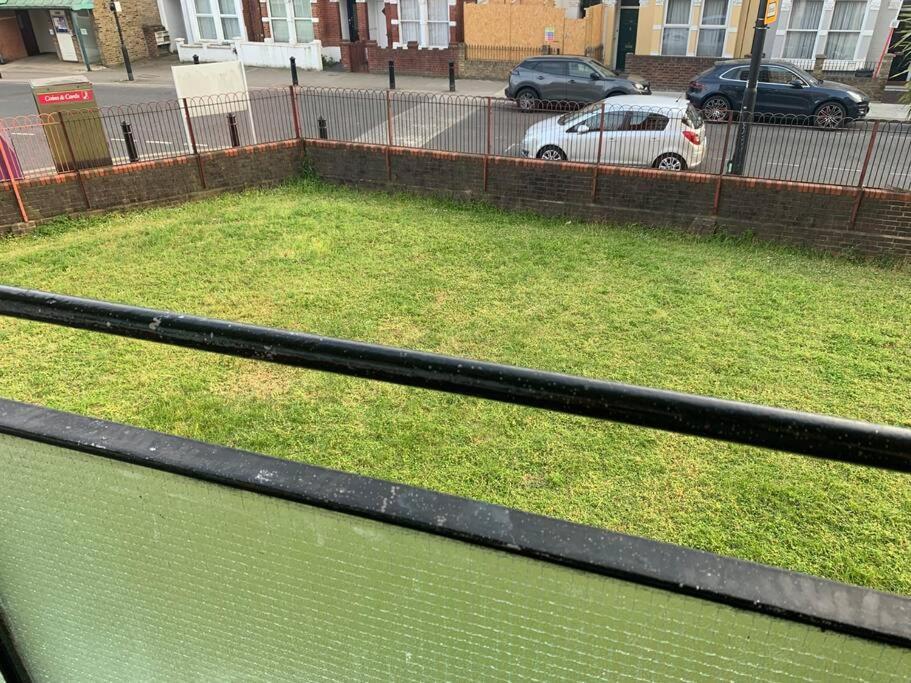 Entire 2 Bedroom Apartament