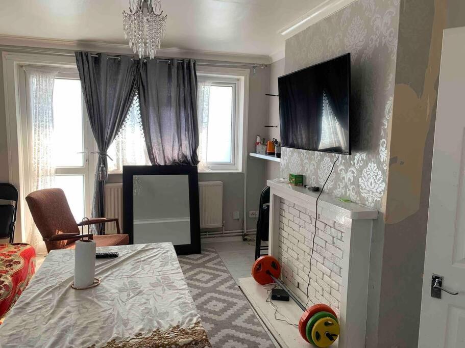 Entire 2 Bedroom * Londra